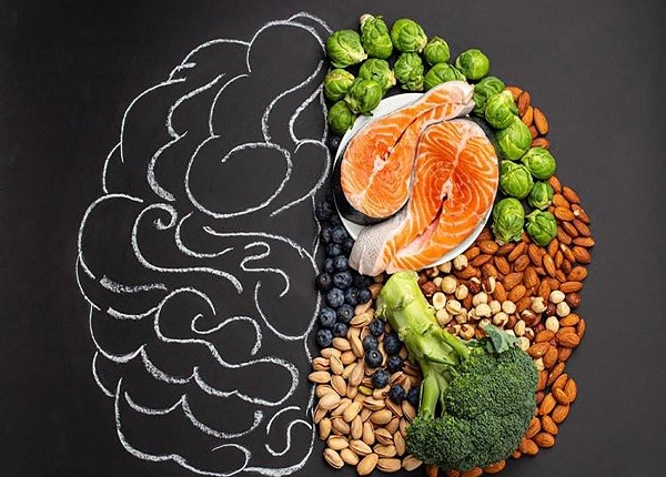 Chế độ dinh dưỡng đóng vai trò quan trọng trong việc cải thiện trí nhớ