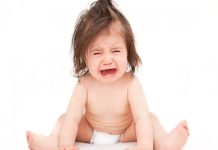 Chế độ ăn uống đóng vai trò quan trọng trong điều trị trẻ bị táo bón