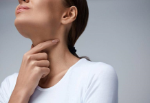 Viêm amidan mạn tính là tình trạng có thể gặp ở cả người lớn lẫn trẻ nhỏ